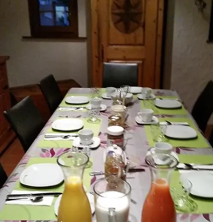 Bed and Breakfast Chez Les Dudu 3*